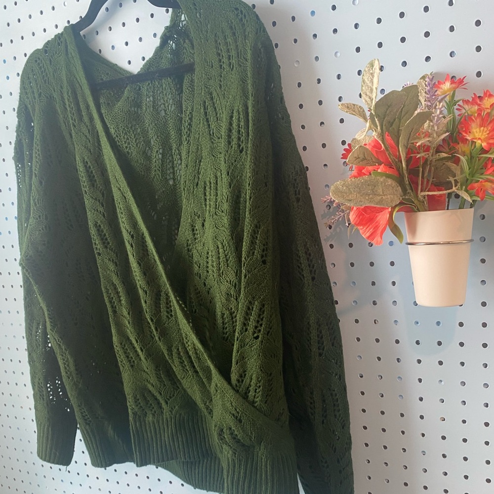 Shein Curve Green Open-Knit Sweater; Never Worn